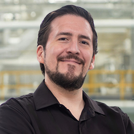 Alberto Peña, General Manager